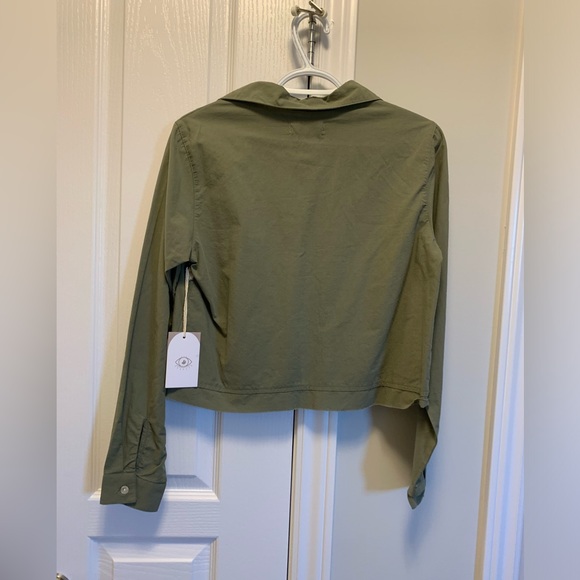 Jackson Rowe top NEW - Picture 3 of 3